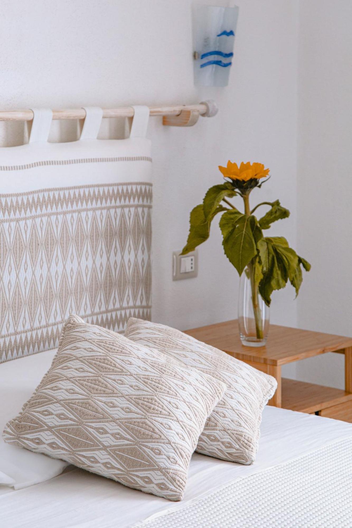 Controvento Bed & Breakfast La Maddalena  Exterior photo
